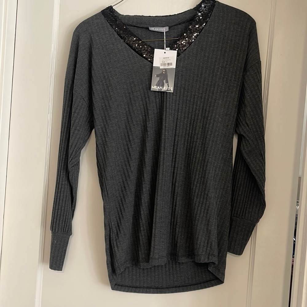 Milan Kiss long sleeve light weight shirt gray w/ black sequins. Large